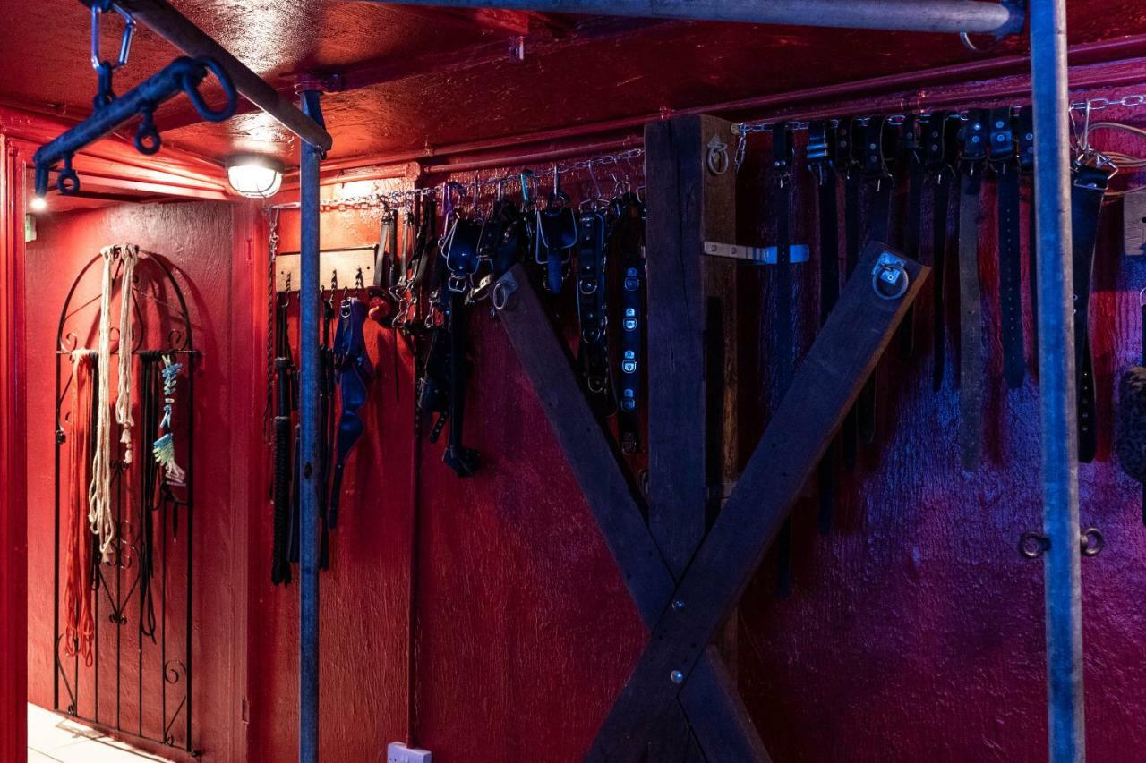 Апартаменты Brighton Erotic Boudoir Экстерьер фото